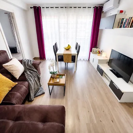 Spacious And Comfortable With Balcony In Apartment
