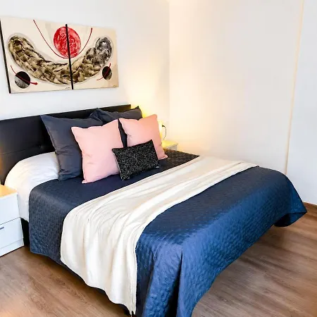 Spacious And Comfortable With Balcony In *